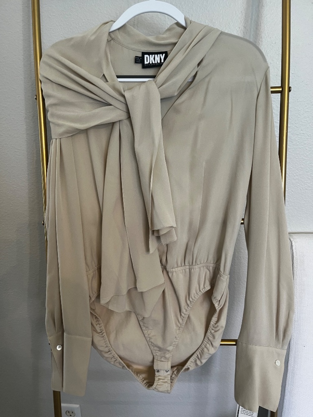 Vintage DKNY Donna Karan 100 Silk Ivory Scarf Neck Bodysuit Size 12 NWT